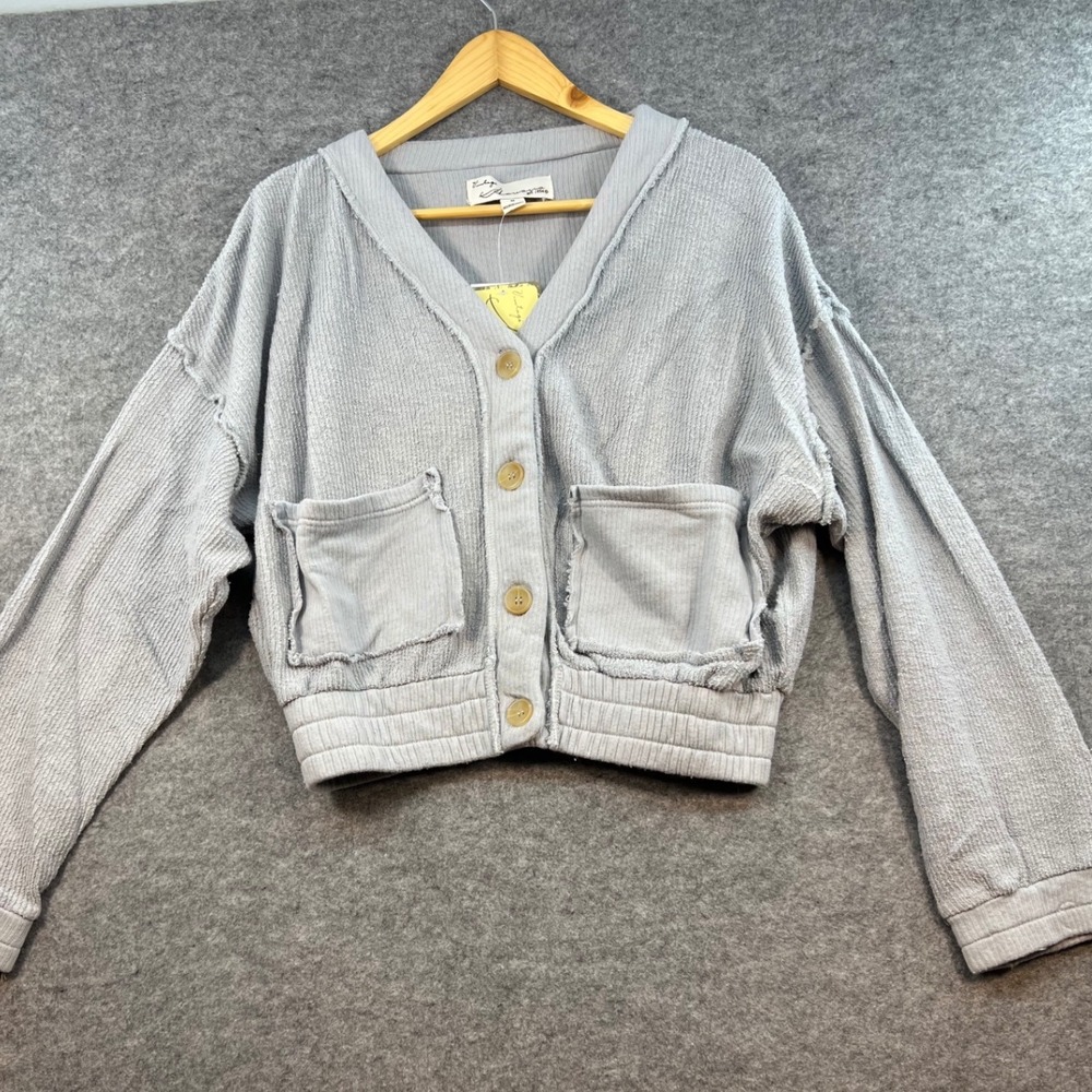 Vintage Havana Light Gray Textured Knit Button Front Cropped Cardigan Womens M